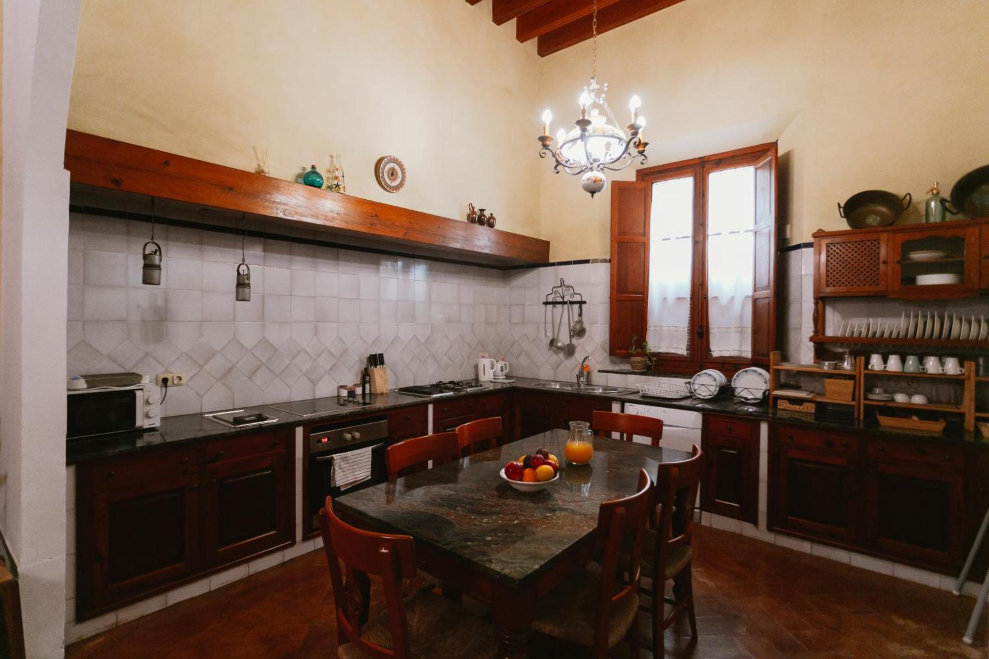 Komodo Casa Maravillas Rooms Севилья Экстерьер фото