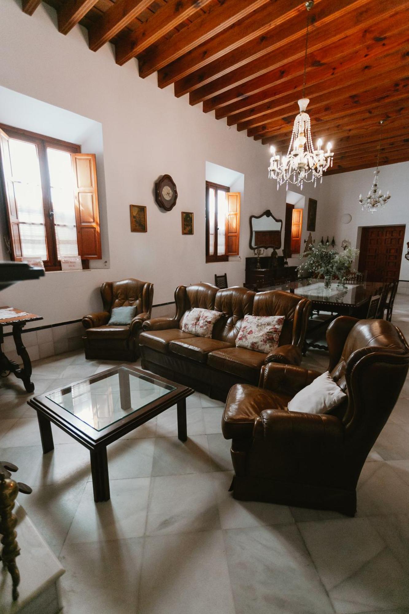 Komodo Casa Maravillas Rooms Севилья Экстерьер фото